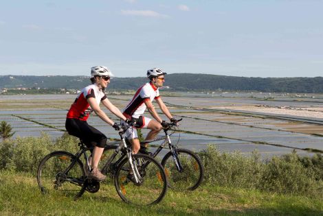 Far and wide by bike